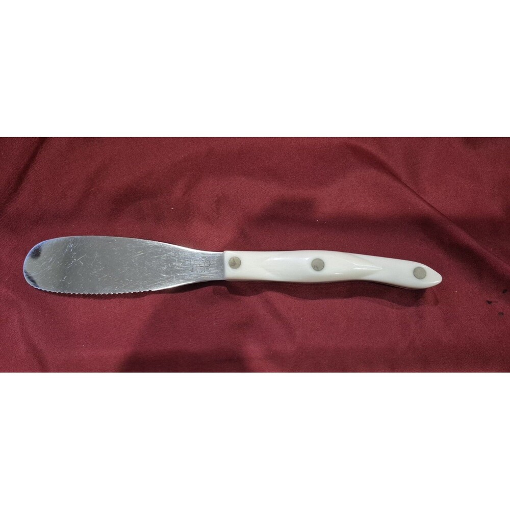 Cutco 1768 Spatula Spreader Pearl White Handle Serrated Knife Made in USA KW EUC